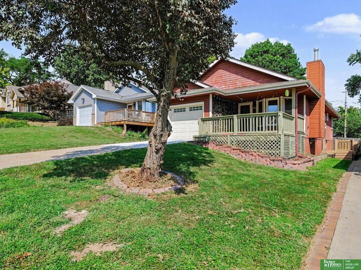 Property Photo:  5556 Walnut Street  NE 68106 