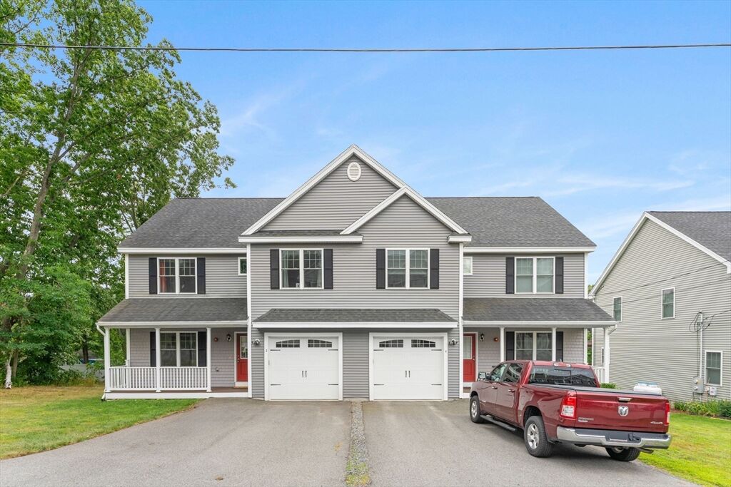 Property Photo:  2 Mackenzie Way 2  MA 01832 