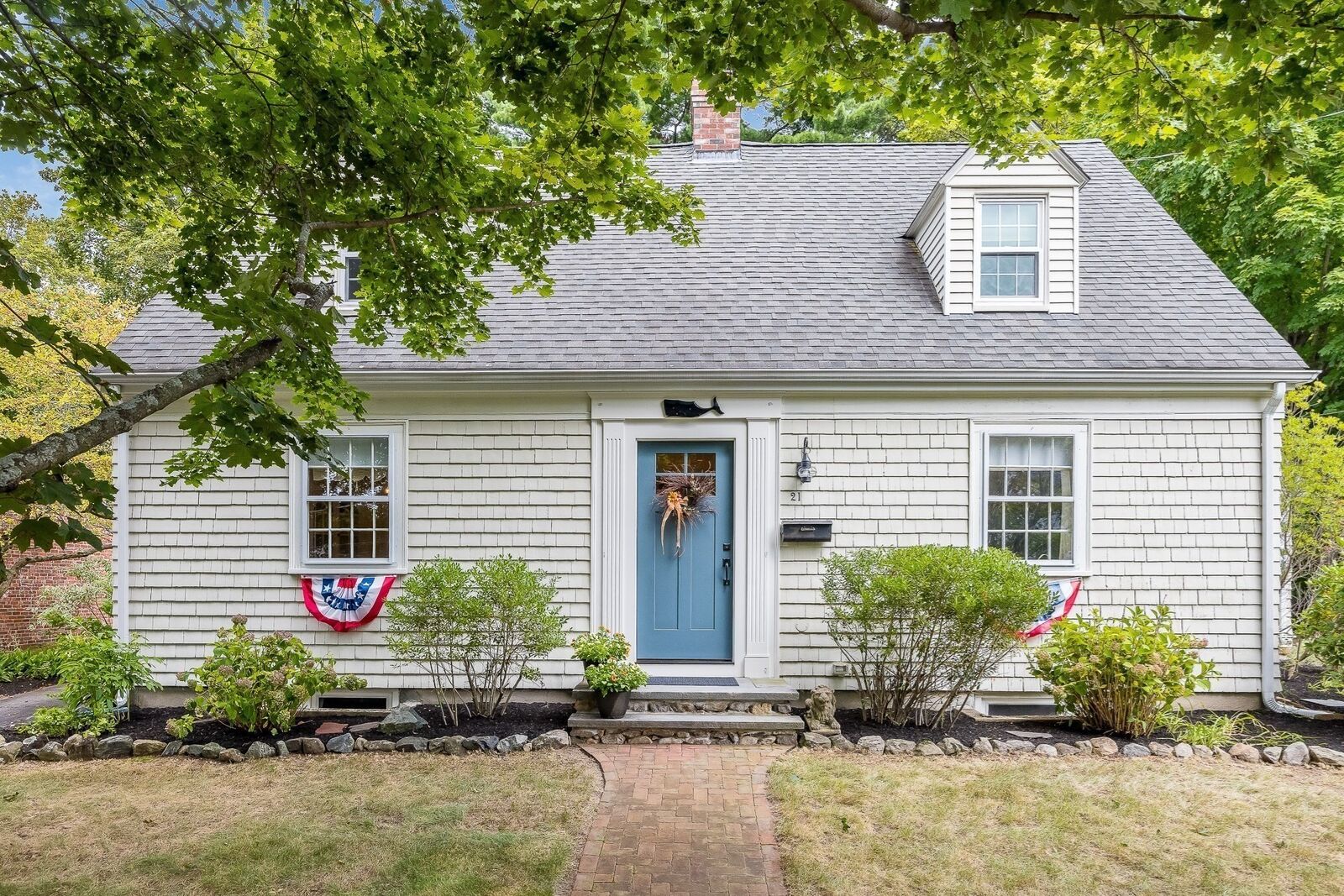 Property Photo: 21 Bond Street MA 01867