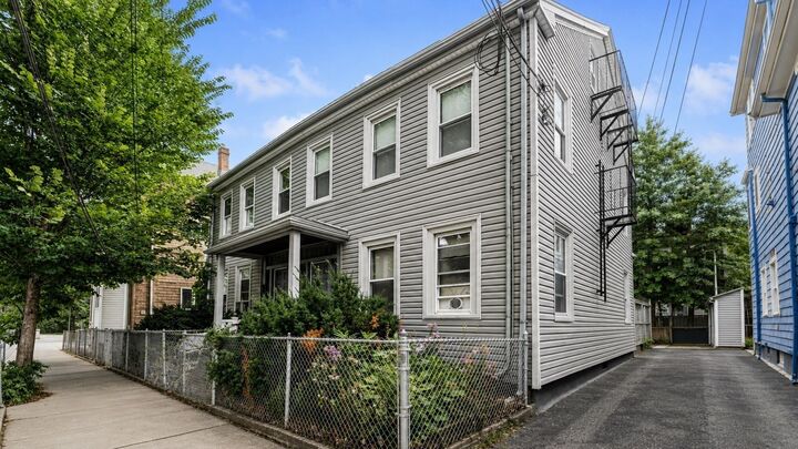 Property Photo: 6 6th Street 2 MA 02141