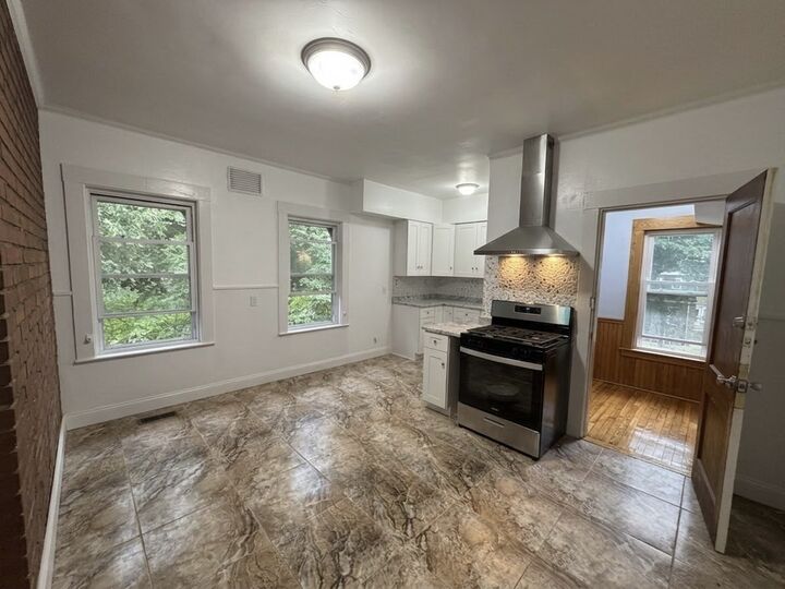 Property Photo:  26 Walton St 1  MA 02124 
