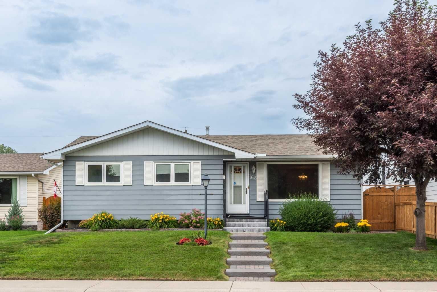 Property Photo: 163 Lake Sylvan Close SE AB T3J 3E5