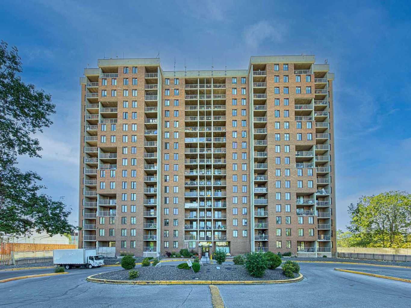 Property Photo:  4944 Dalton Drive NW 513  AB T3A 2E6 
