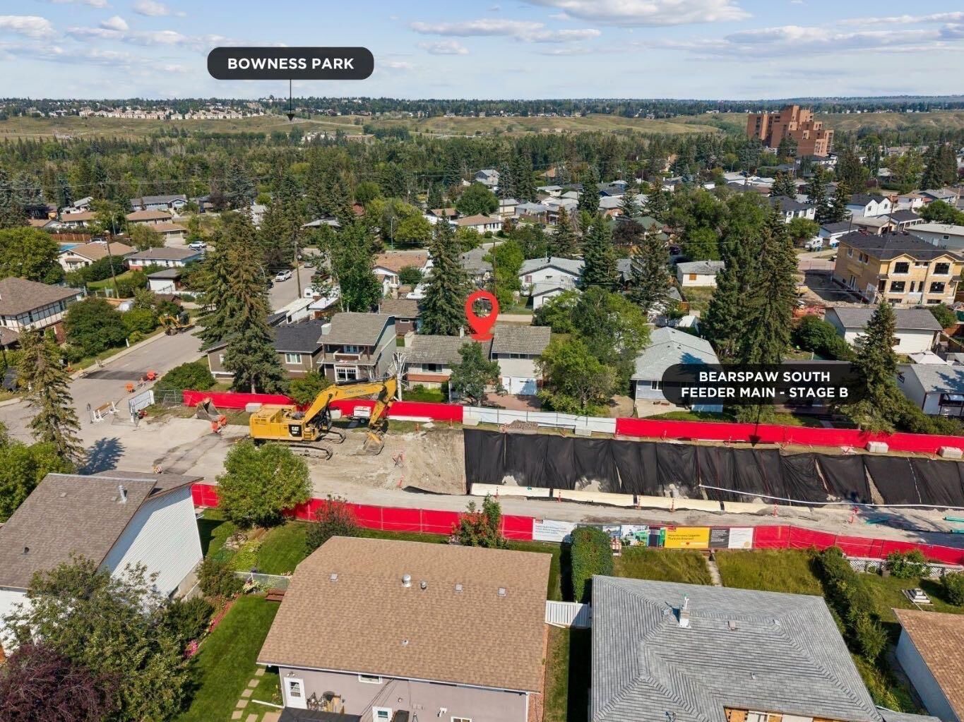 Property Photo: 8832 34 Avenue NW AB T3B 1R8