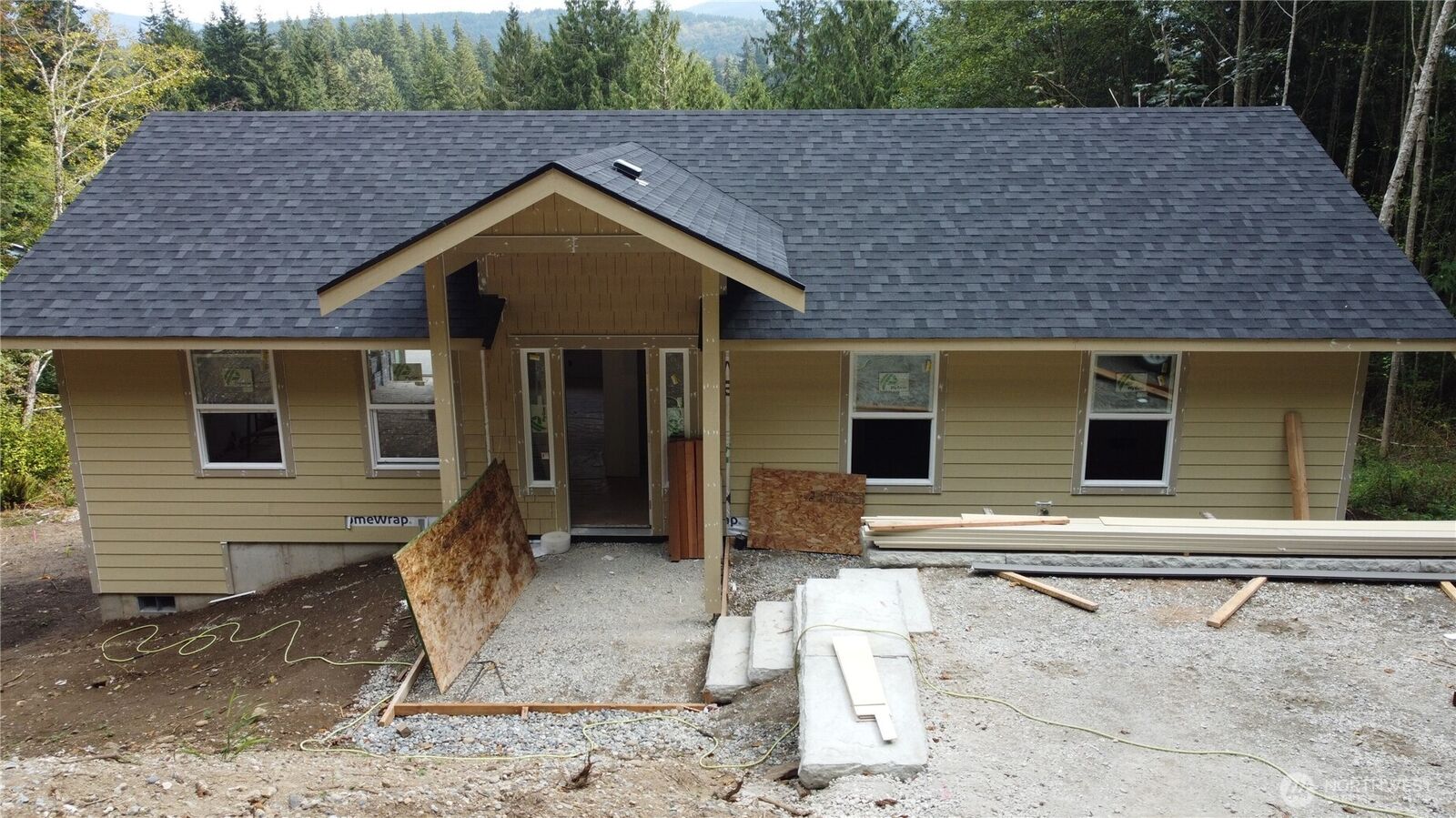 Property Photo: 392 W Alder Drive WA 98284