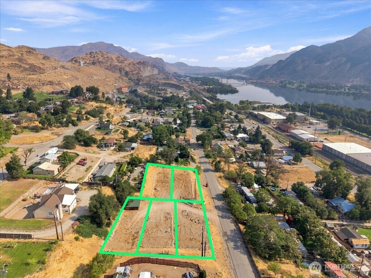 Property Photo:  15  Terra Vista Lane  WA 98817 