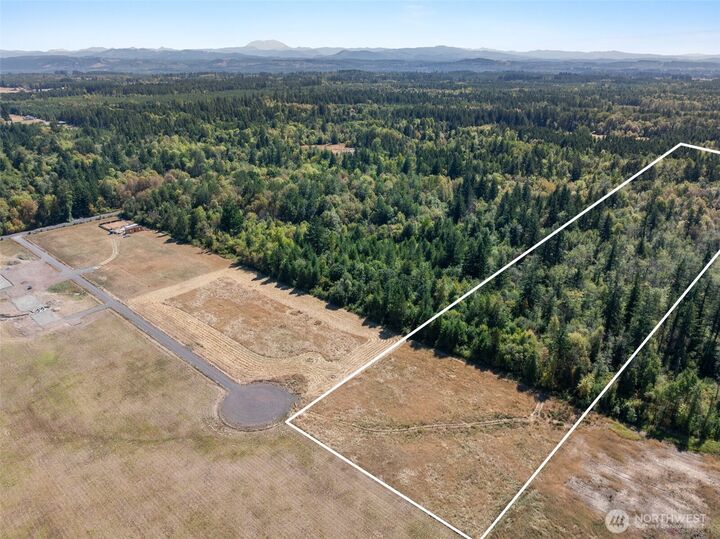 Property Photo:  137  Jenny Kay Lane  WA 98542 