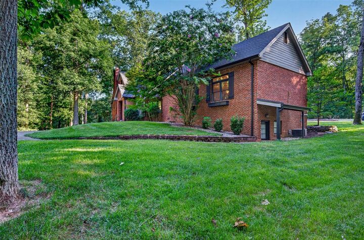 Property Photo: 848 S Hewitt Road KY 42103