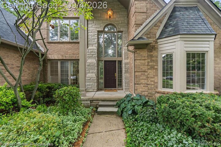 Property Photo: 3623 Cedar Shake Drive MI 48309