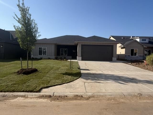 Property Photo: 709 N Wheatland Ct KS 67235