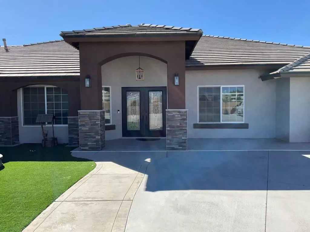 Property Photo: 10525 Sage Street CA 92344