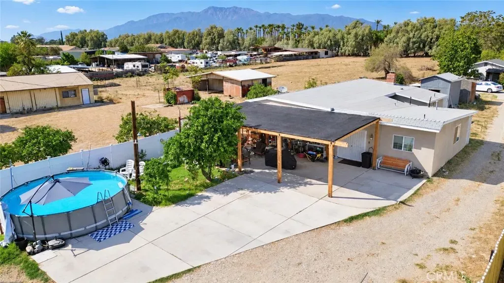Property Photo: 18330 Hawthorne Avenue CA 92316