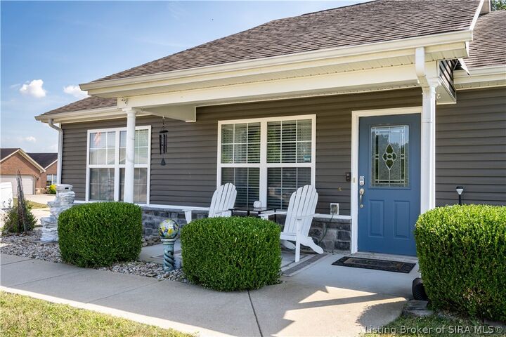 Property Photo:  5806 Harmony Woods  IN 47143 