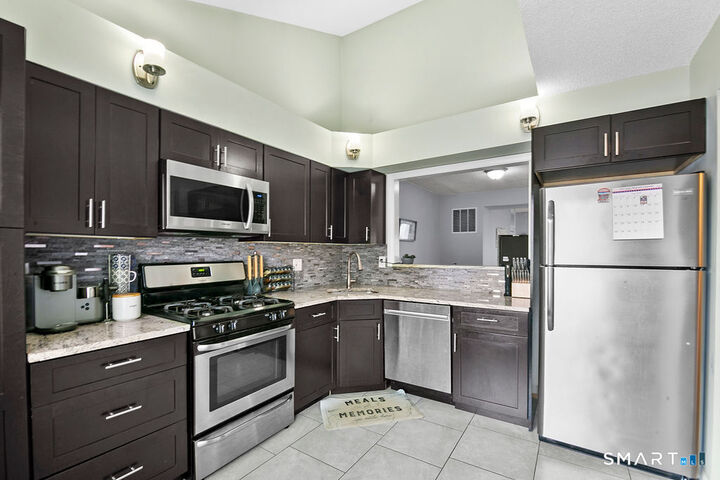Property Photo:  209 Cypress Road 209  CT 06111 