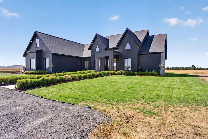 Property Photo:  3772 S Brooks Rd  WA 99022 