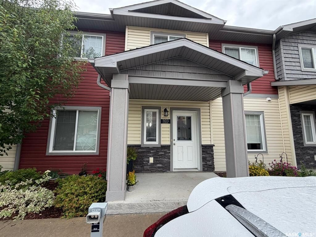 Property Photo:  3440 Avonhurst Drive 503  SK S4R 2E1 