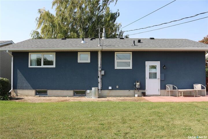 Property Photo:  156 Sylvite Crescent  SK S0K 0C0 