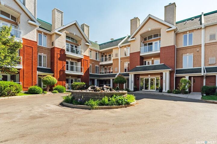 Property Photo:  928 Heritage View 214  SK S7H 5T7 