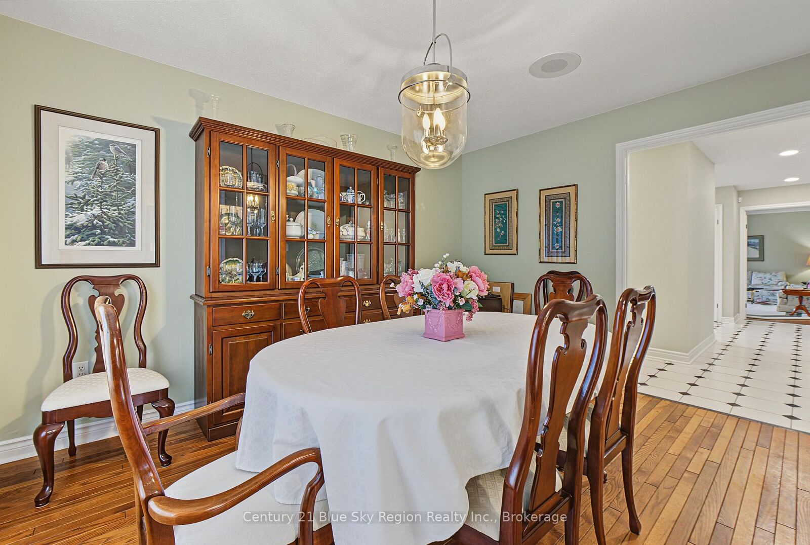 Photo de la propriété: 15 Robinhood Court ON P1C 1L3