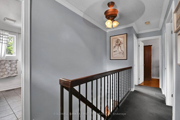 Property Photo:  2153 East Acres Road  ON K1J 9A6 
