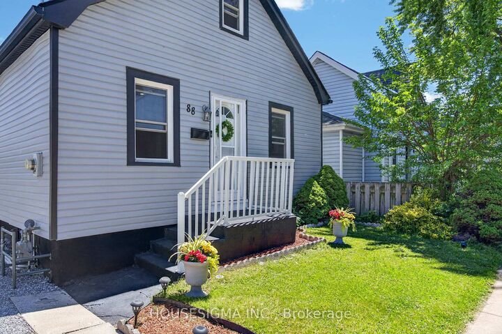Property Photo:  88 Page Street  ON L2R 4A9 