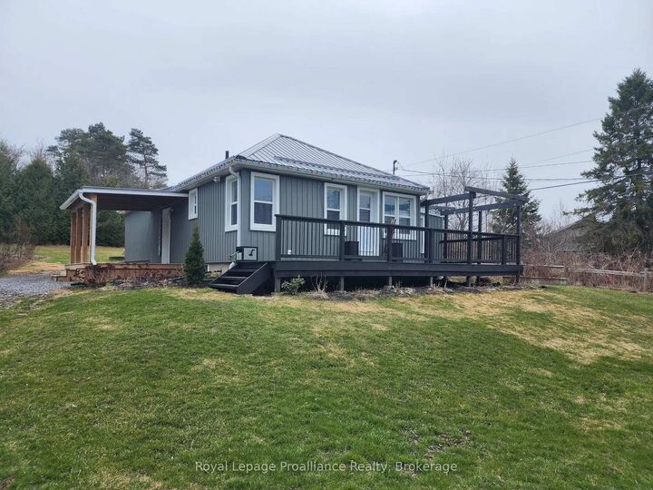Property Photo:  2307 County Rd 3 N/A  ON K0K 1L0 
