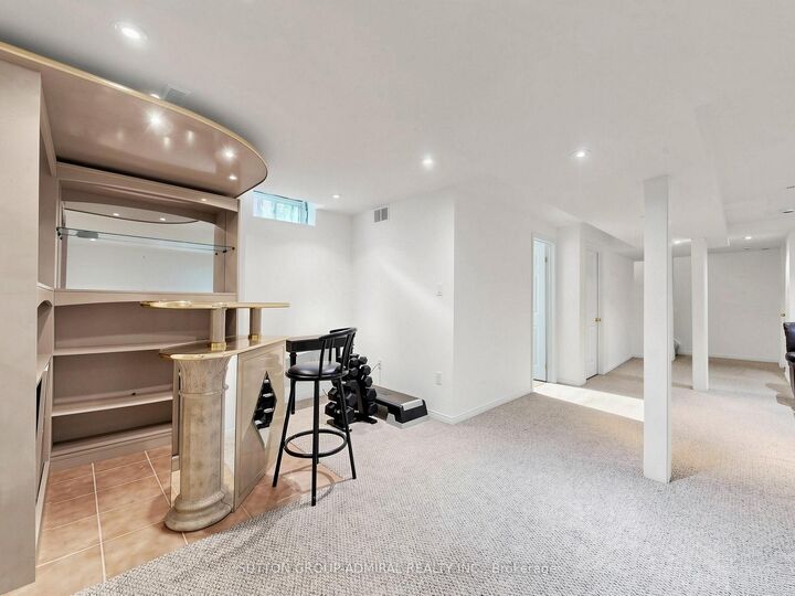 Property Photo:  48 Glenbury Drive  ON L4J 7X5 