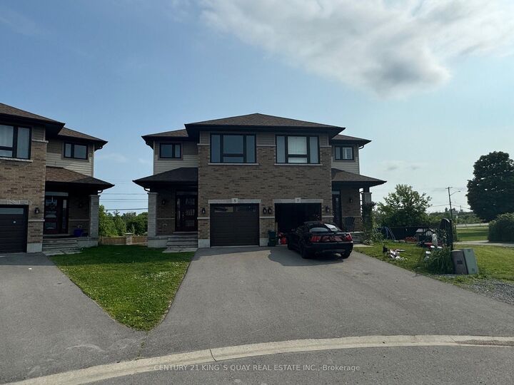 Property Photo:  5 Ledgerock Court  ON K8R 0A1 