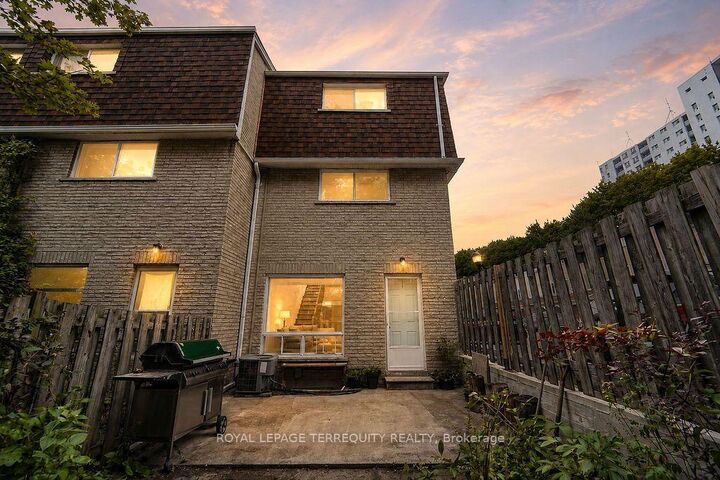 Property Photo:  91 Rameau Drive 7  ON M2H 1T6 