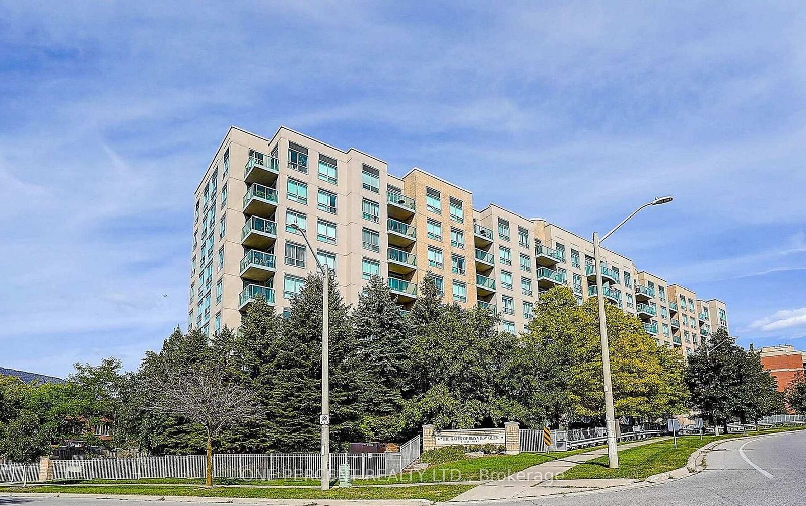 Property Photo:  3 Ellesmere Street 607  ON L4B 4N2 