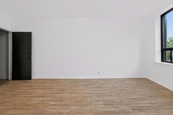 Property Photo:  525 Richmond Street 1  ON N6A 3E8 