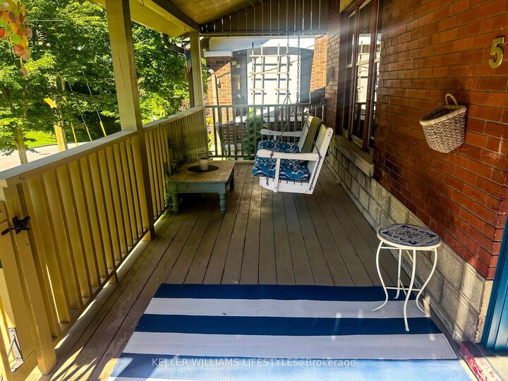 Property Photo:  5 Cove Road  ON N6J 1H7 