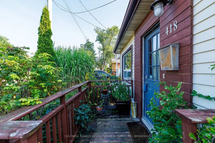 Property Photo:  418 McAlpine Avenue N  ON L3B 1T3 