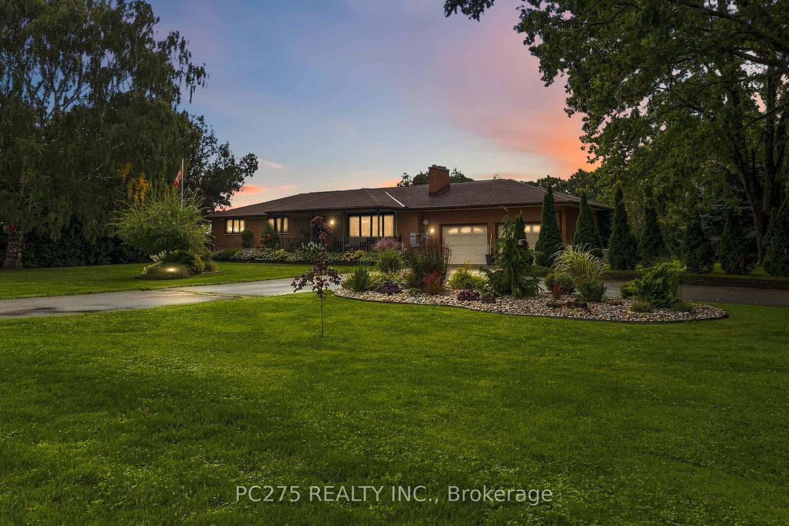 Property Photo:  15195 Nine Mile Road  ON N0M 2A0 