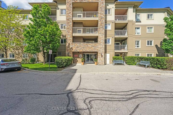 Property Photo:  8 Dayspring Circle 1307  ON L6P 2Z7 