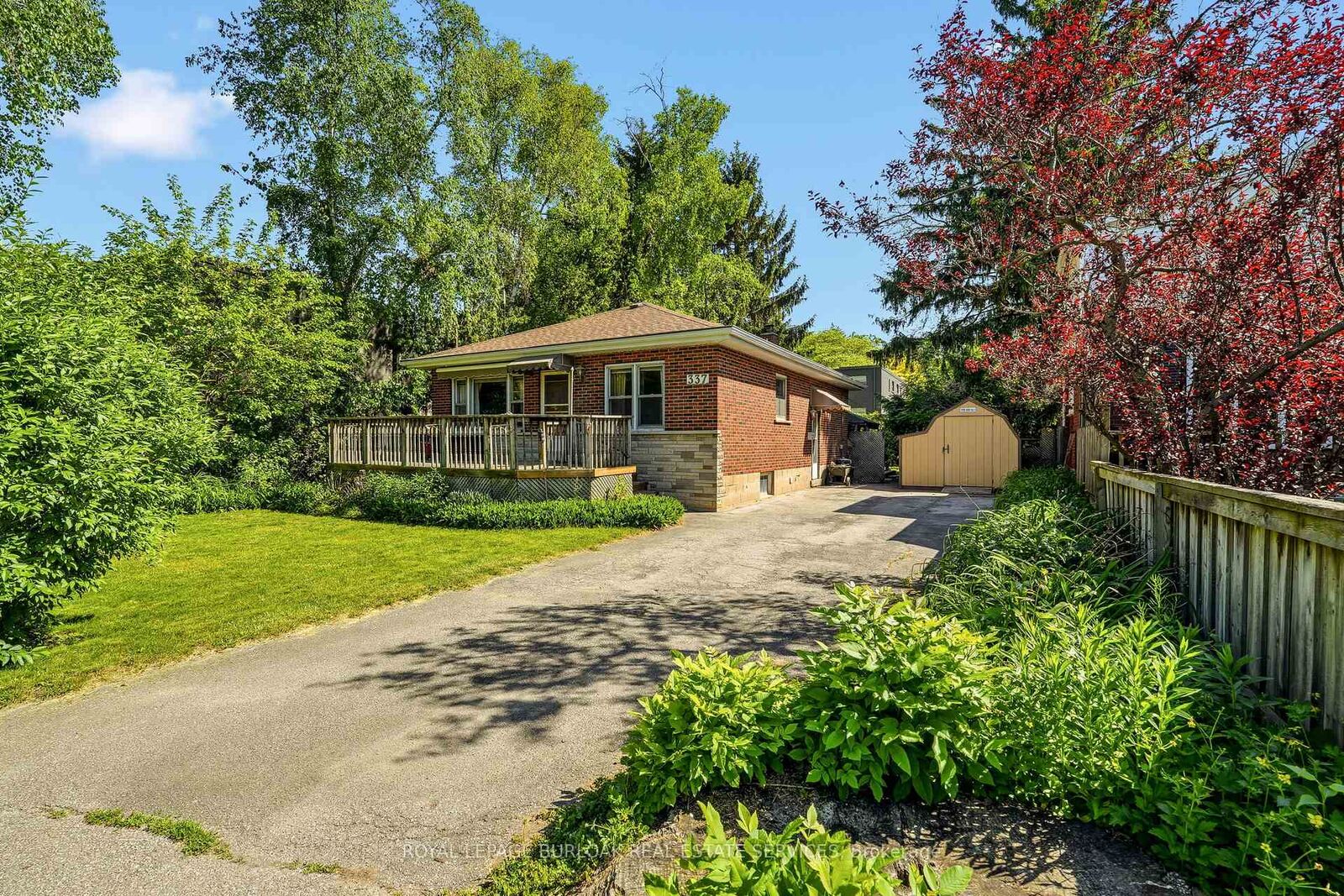 Property Photo:  337 St. Paul Street  ON L7R 3K2 