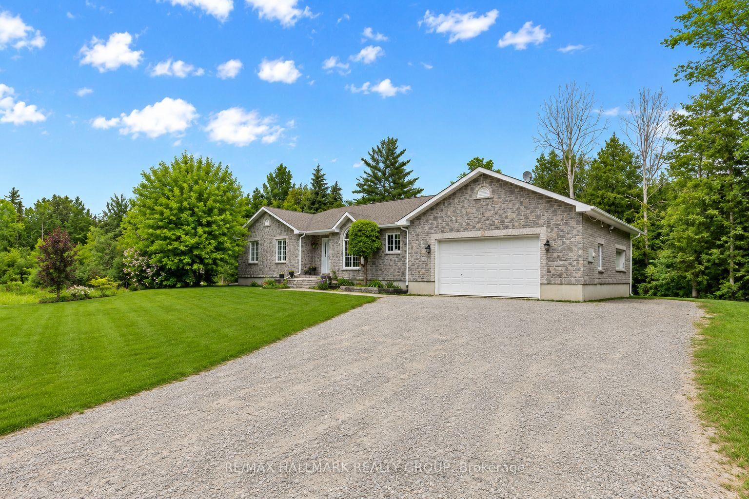 Property Photo:  520 David Manchester Road  ON K0A 1L0 