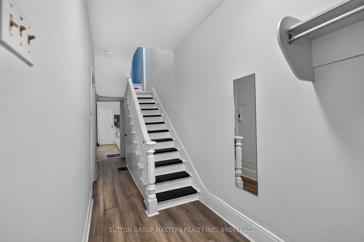 Property Photo:  378 Barrie Street  ON K7K 3T4 