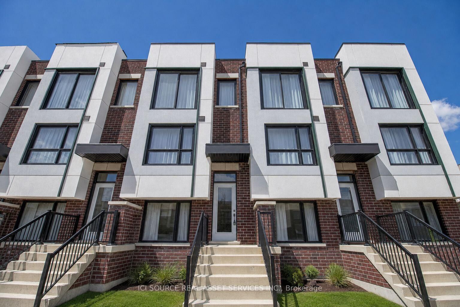 Property Photo: 14 Bateson Street ON L1S 7M3