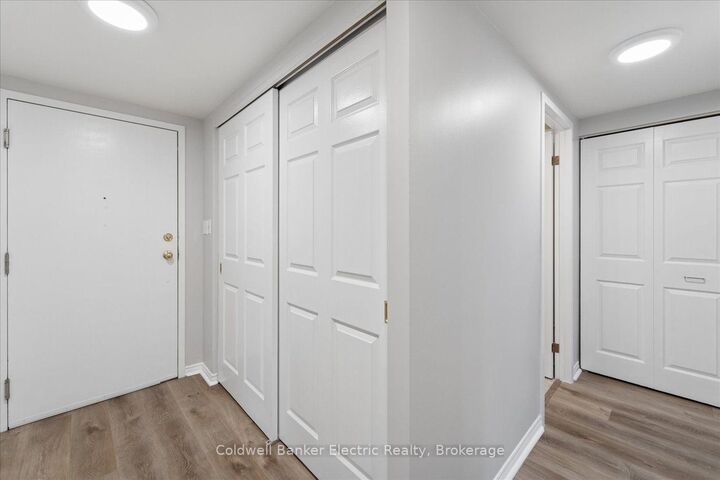 Property Photo: 40 Auburn Street 206 ON K9H 2G2