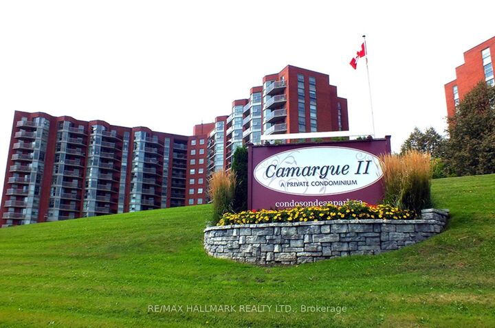 Property Photo:  20 Dean Park Road 902  ON M1B 3G9 
