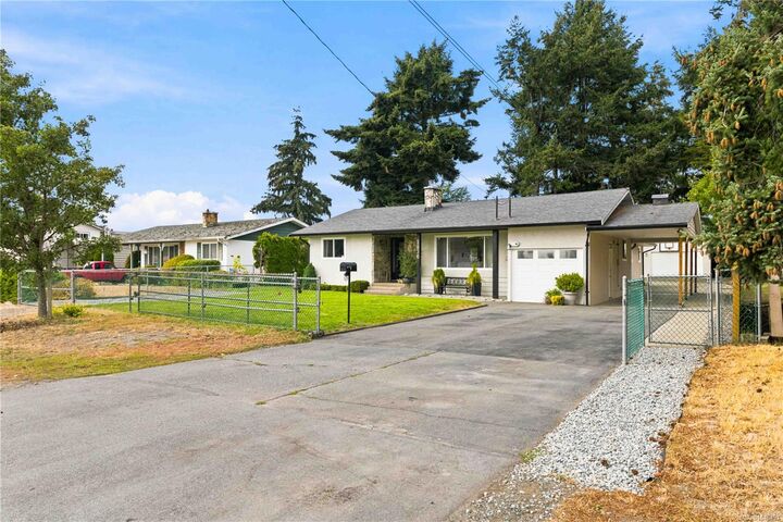 Property Photo:  2836 Rita Rd  BC V9B 3Z8 