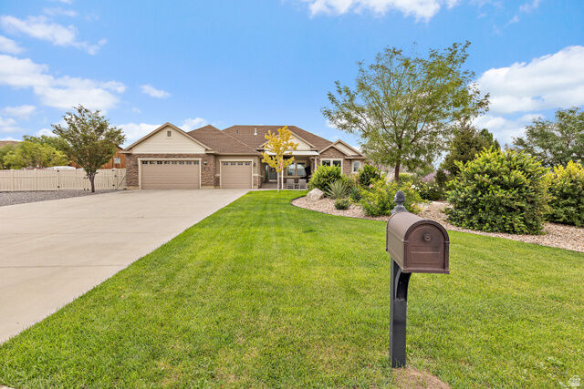 Property Photo:  1879 E Tickville Cir  UT 84005 