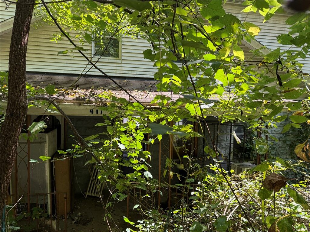 Property Photo: 417 Card Ave PA 15148