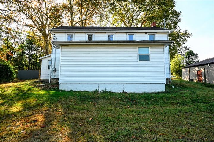 Property Photo:  419 Don Street  PA 15012 