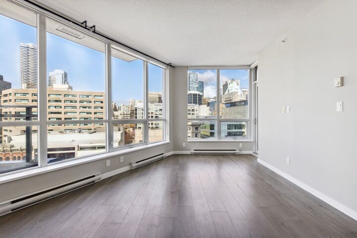 Property Photo:  833 Seymour Street 806  BC V6B 0G4 