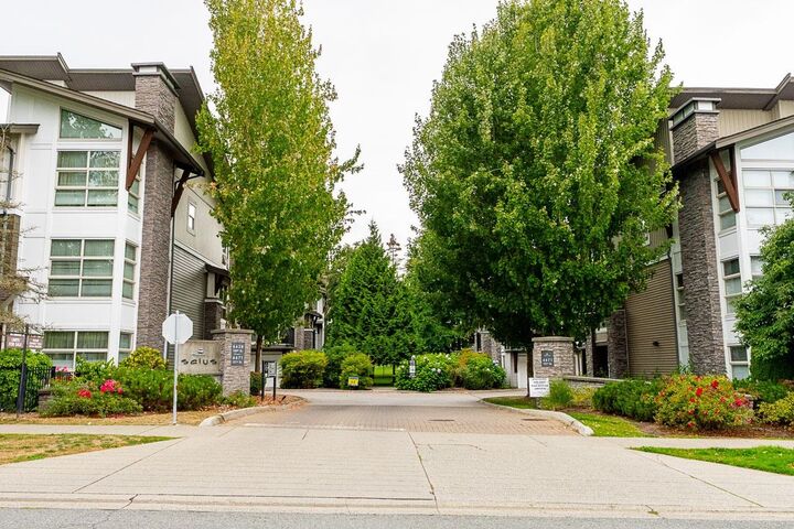 Property Photo:  6671 121 Street 80  BC V3W 1T9 