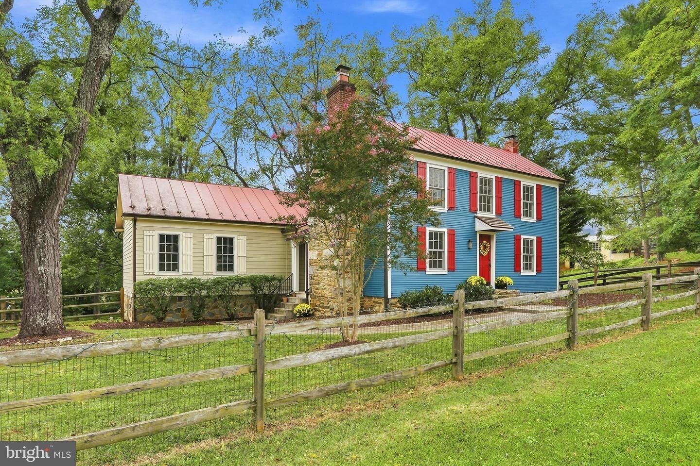 Property Photo: 34141 Snickersville Turnpike VA 20135