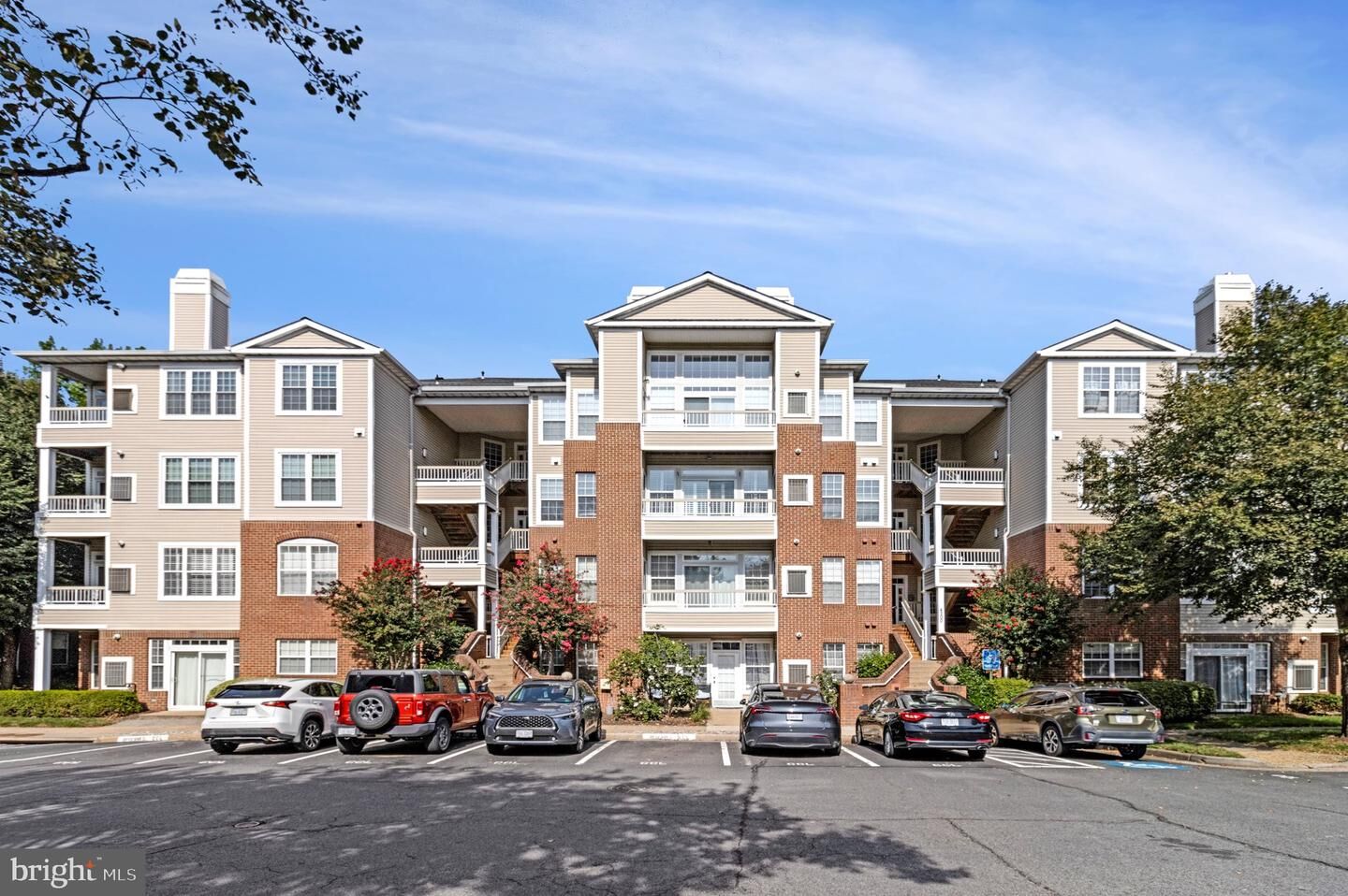 Property Photo:  4200 Mozart Brigade Lane W  VA 22033 