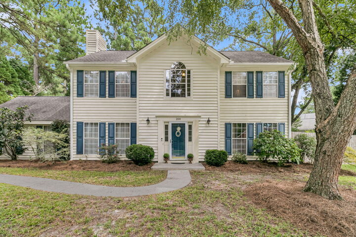 Property Photo:  200 Wickford  SC 29485 